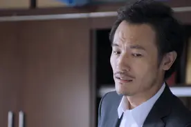 收视率破2！34岁陈晓“换脸式”演技被央视点赞，这男人有多狠？图片