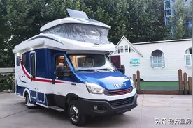 依维柯额头升顶环绕型会客厅子母床，布局新颖，六座六卧毫无压力图片