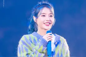 IU 2019年亚巡love,poem 首尔场 紫色少女舞台魅力图集图片