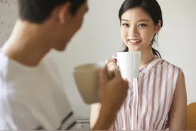 闺蜜的老公爱上我，我选择了妥协，却吃尽了苦头图片