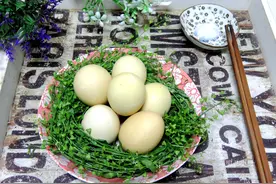 它是“甘草”，用来煮鸡蛋有点可惜，和它搭配更完美，明目不头晕图片