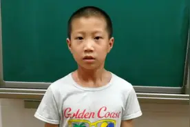 “益起过中秋”｜8岁男孩小孜赫：期待爸爸回来陪他一起踢足球图片