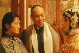 《霸王别姬》：三个人的爱情戏里，霸王是假霸王，虞姬是真虞姬图片