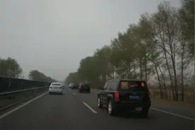 五一假期向沙漠进发图片