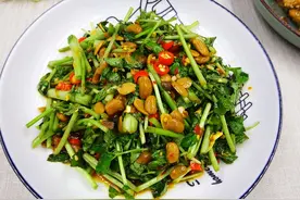 当地餐馆点菜率最高的凉菜，三分钟做好，清香辣口，又多吃一碗饭图片