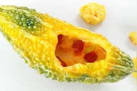 台湾很多明星去过这里的农村，苦瓜能直接生吃，是甜的视频封面
