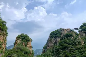 北方张家界，京郊最美的玻璃大桥，奇山异石，绝对是酷夏纳凉胜地图片