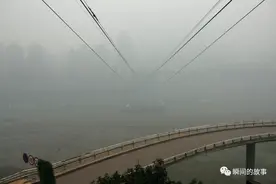 2008年重庆出差的随手拍（六）缆车 高架桥图片