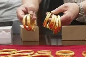 买黄金手镯，选什么款式的好？行家：这3种别错过，耐戴不易变形图片