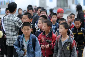 民办学校退出，进城农民工子女将何去何从？图片