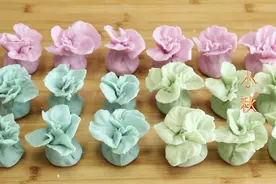 水晶饺：用一种蔬菜能做3种颜色，个个晶莹剔透，家里孩子都喜欢图片