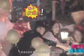 李泽锋妻儿疑似曝光！老婆颜值不俗长腿吸睛，儿子已长到妈妈腰部图片