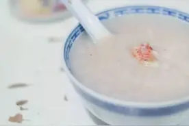 中国人的餐桌，不能少的一顿腐乳拌饭图片