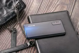 iQOO Z1美图放送：揭秘首款支持5G+5G双卡双待的5G手机图片