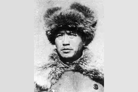 上将乌兰夫：单刀赴会救内蒙，一人瓦解一个“共和国”图片