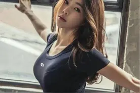 小说：我外地出差偶遇初恋女友，住同一家酒店：你想要来找我吗？图片