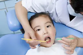 医语解惑 | 孩子换牙早晚和骨龄有关吗？图片