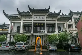 武汉这座奇葩建筑，全国仅此一座：西式建筑风格的中国道观图片