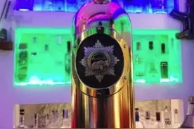 世界最贵5大空酒瓶 ，中国的价值18亿，为镇馆之宝，却是捡漏来的图片