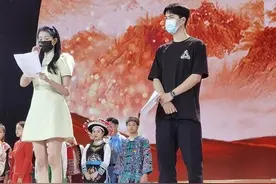 和赵丽颖二搭未宣，王一博关晓彤二搭成真，央视晚会路透顺毛好帅图片