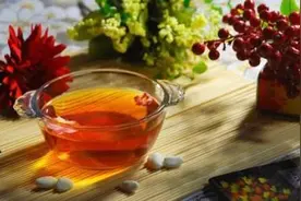 咽炎患者，用化橘红泡茶喝图片