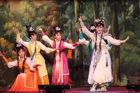 台湾传统戏剧小生孙翠凤客串主演明华园青春剧作《流星》图片