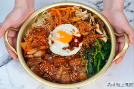 堆成小山的烤肉！拌到饭里口水直流，不能再实惠图片