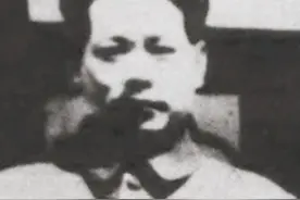 日军少佐被我军俘虏，大胆提出要一把手枪，结局如何？图片