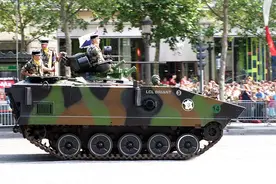 步兵战车的先驱——AMX-10P步兵战车图片