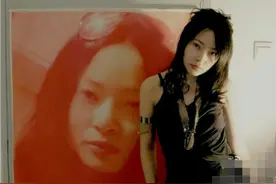 她是最大胆的女作家，曾与姜文高晓松感情暧昧，一生只为追求自由图片