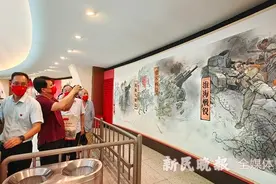 180米书画长卷在东方明珠揭幕 104个画面展示中国共产党百年辉煌图片