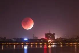 哪些地方看不到？19号有“天狗食月”奇观，近600年来最长月偏食图片