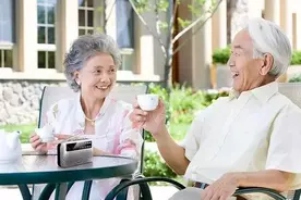 建议中老年人：不管有钱没钱，尽量多吃4种营养零食，好吃又健康图片