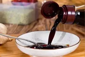 老抽能代替生抽食用吗？大厨告诉你答案，看完可能和你想的不一样图片