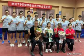 丁宁北大的惬意生活，担任乒乓球课助教火了，骑电动车遇男生搭讪图片