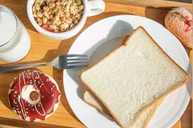 三分钟做好一顿美味早餐，这款多功能早餐机，小白变身料理达人图片