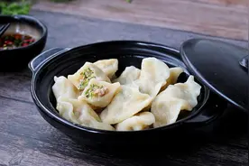 一年只出现一周多的它，包饺子特香，再不吃就真吃不到了……图片
