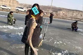 “最凶残的三种”钓鱼方式，何时才能叫停，鱼不是这样钓的图片