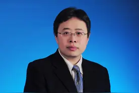 邵宇：用10-15年发动属于中国自己的技术革命、完成转型升级，是中国经济突破当下困局的关键图片