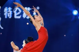 传奇芭蕾女王谭元元淘汰，只为给年轻人让路！女舞者太难了吧？图片