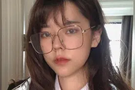 小说：漂亮女秘书图片