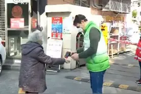 来自意大利的这位“老外”，最近在长宁老忙了！图片