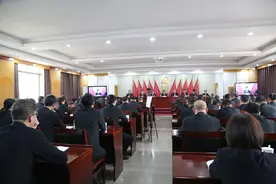 咸阳中院：下茬立势评查案件找短板法官论坛吹响提升案件质效冲锋号图片