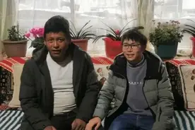 救人后，尼玛悄然离开……图片