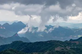 探秘大山深处的隐居者，70年刀耕火种，自给自足，与草木小鸟为伴图片