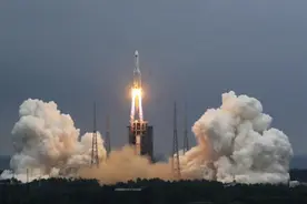 探索宇航员“私生活”——快乐星球的人到底都如何生活图片