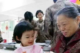 南疆军营暖如家——一起来感受下南部战区部队的“年味”图片