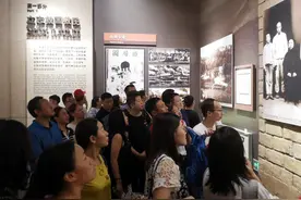 为什么是毛泽东同志纪念馆，而不是毛主席纪念馆？图片
