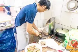 广东一隐形富豪，靠收租坐拥9亿资产，通过“卖鸭仔饭”消磨时间图片