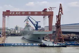 075两栖攻击舰将以什么命名？和071完全不同，属于最高规格图片